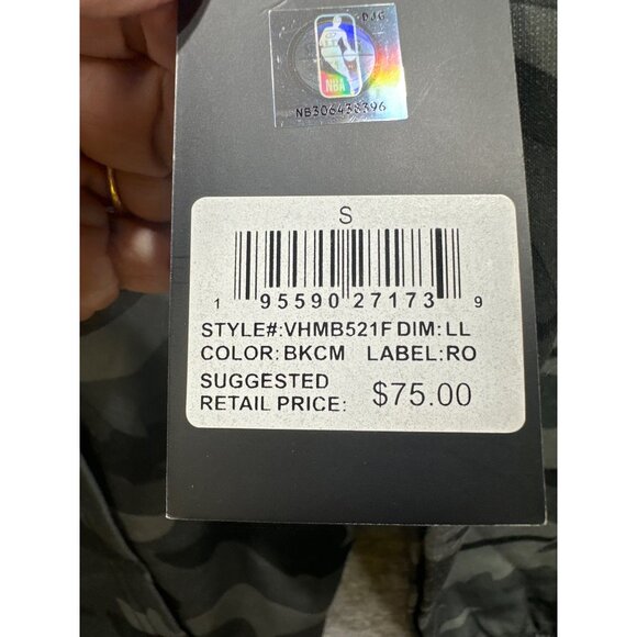 Los Angeles Lakers NBA Camouflage Hoodie Mens S NWT MSRP $75 - Picture 3 of 7